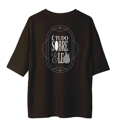 Camiseta Cristã Oversized - É tudo sobre ele | Ocre