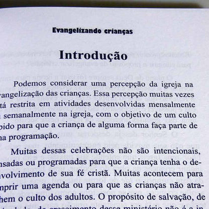 Evangelizando crianças |  Desiree Leão