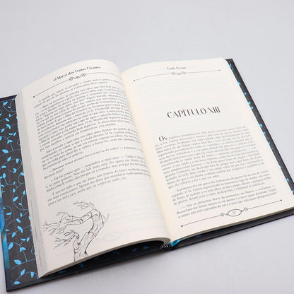 O Morro dos Ventos Uivantes | Capa Dura | Emily Brontë | Azul